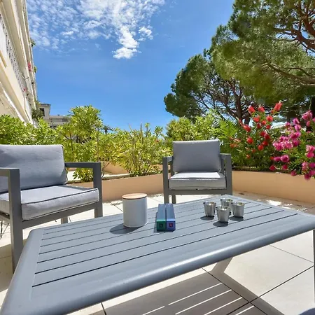 Serrendy 4p Large Terrace Near From Beaches *