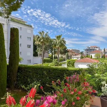 Serrendy 4p Large Terrace Near From Beaches *